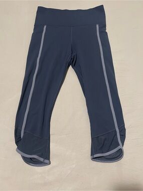 Athleta Navy Capri Leggings with Light Gray Side Trim